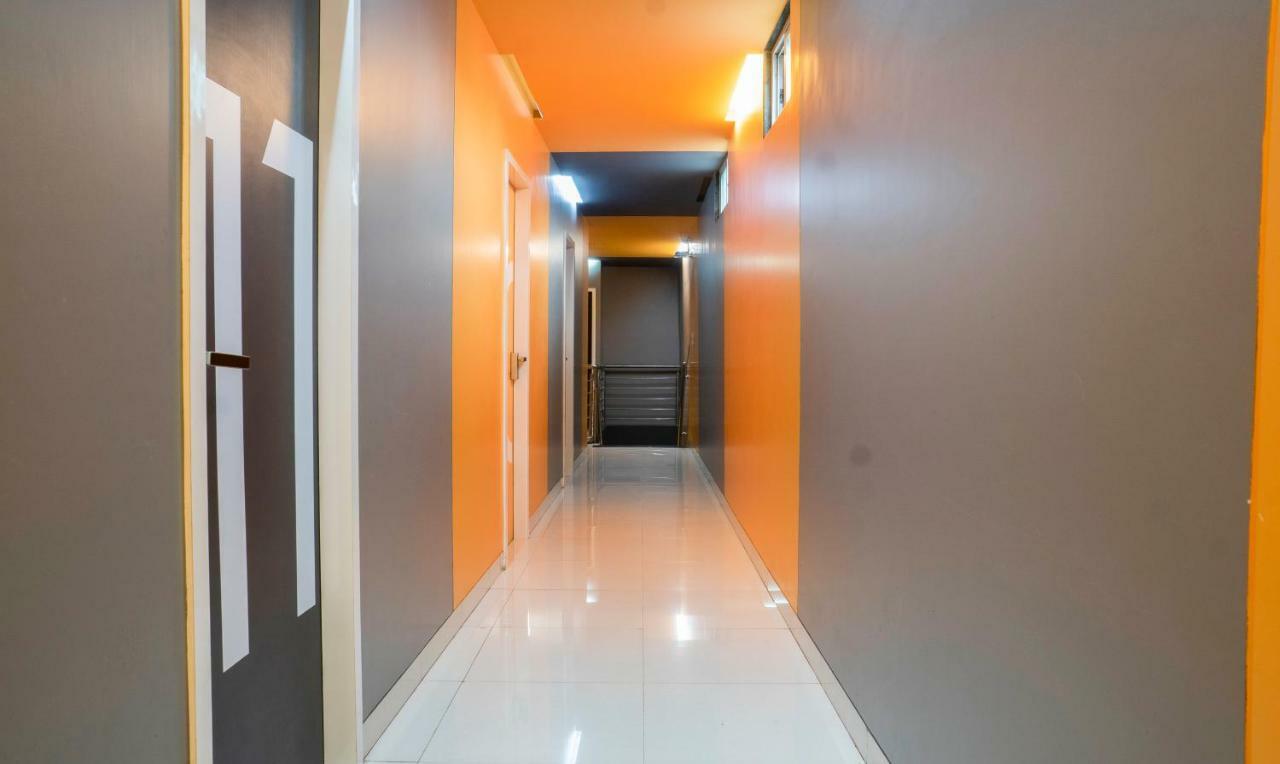 فندق Oyo Flagship 13885 Metro Residency مومباي المظهر الخارجي الصورة