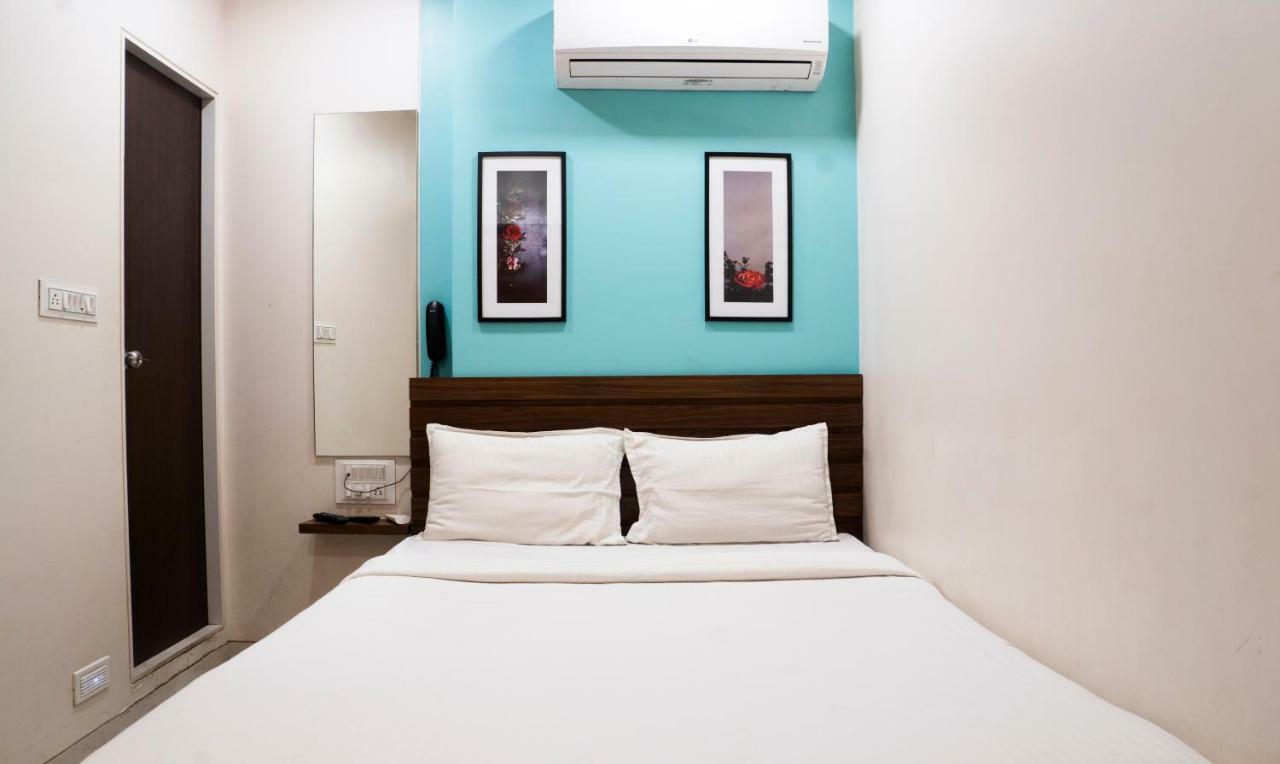 فندق Oyo Flagship 13885 Metro Residency مومباي المظهر الخارجي الصورة