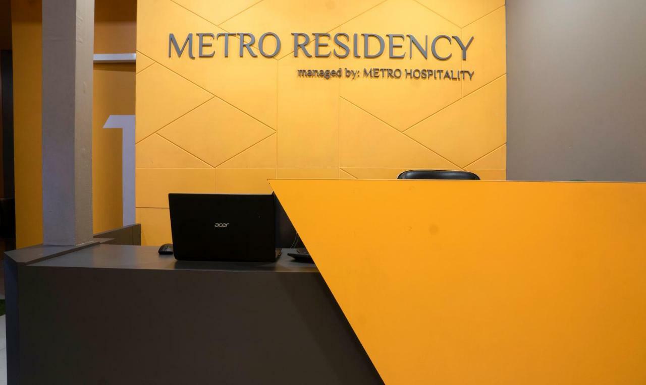 فندق Oyo Flagship 13885 Metro Residency مومباي المظهر الخارجي الصورة